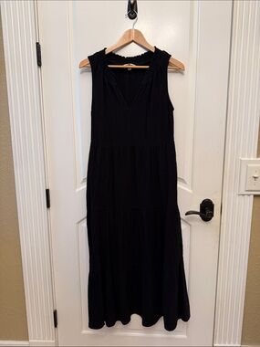Boden Sleeveless Black Maxi Dress with V-Neck 8P